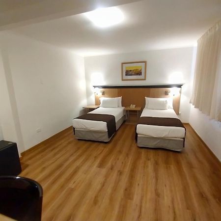 Argentino Hotel Mendoza Buitenkant foto